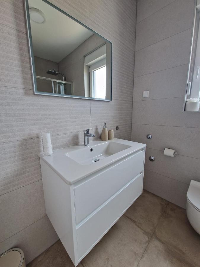 Deluxe Apartment Mila Nin Extérieur photo